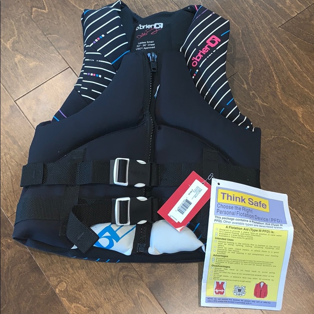 O’Brien Women’s Ski Vest 32-36 Chest